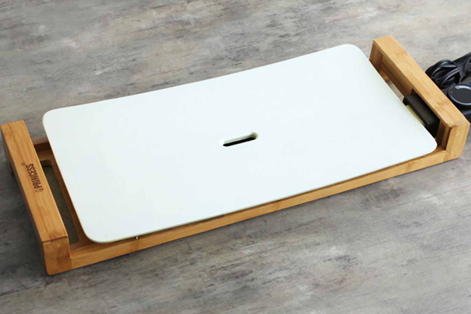 PRINCESS Table Grill Pure | 魅せる家電と呼ばれるに相応しい美しすぎるホットプレート | MONOTE【モノート】