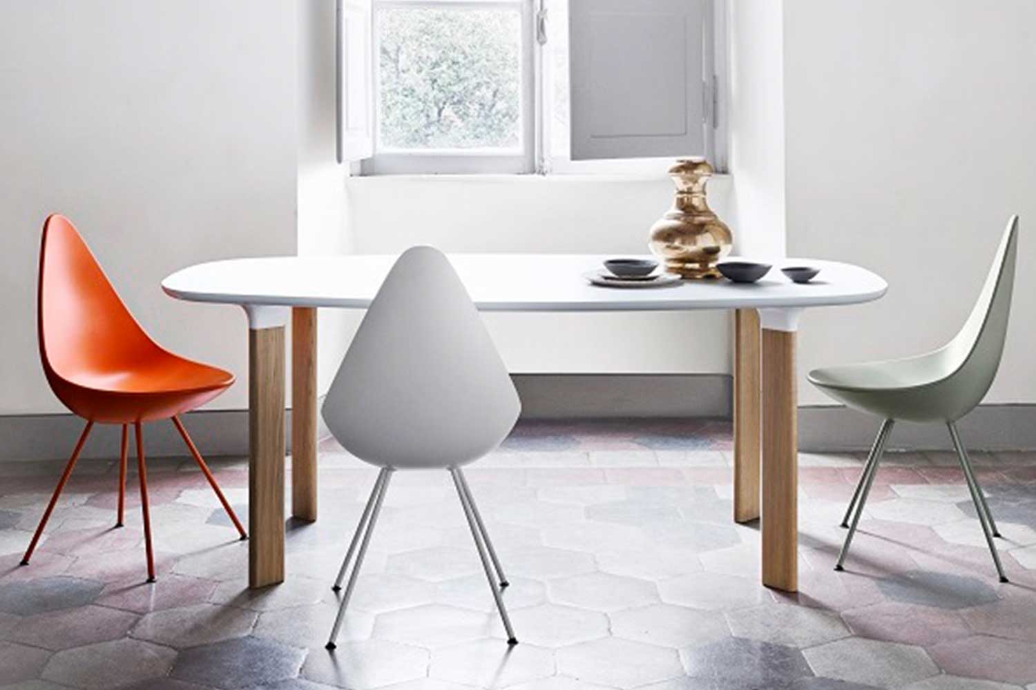 Arne Jacobsen Drop Chair